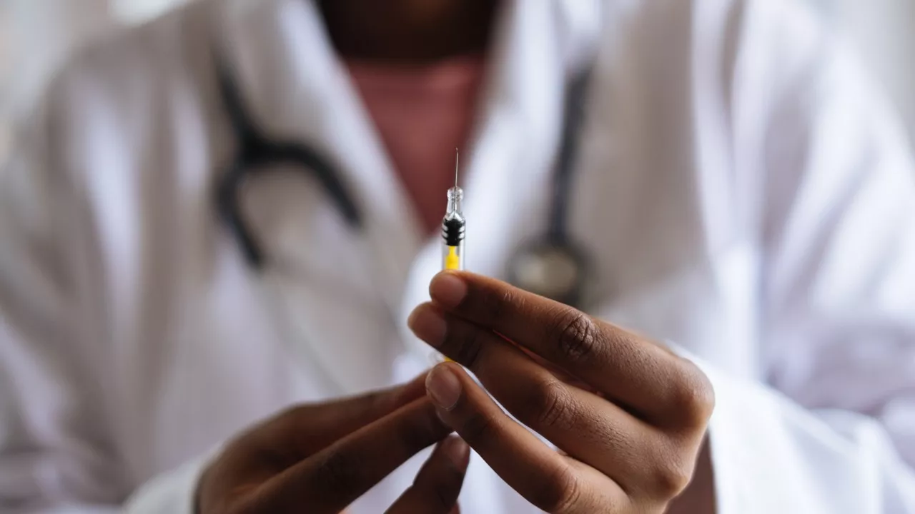 A Nice, des soignants dans le doute face au vaccin AstraZeneca A Nice, des soignants dans le doute face au vaccin AstraZeneca