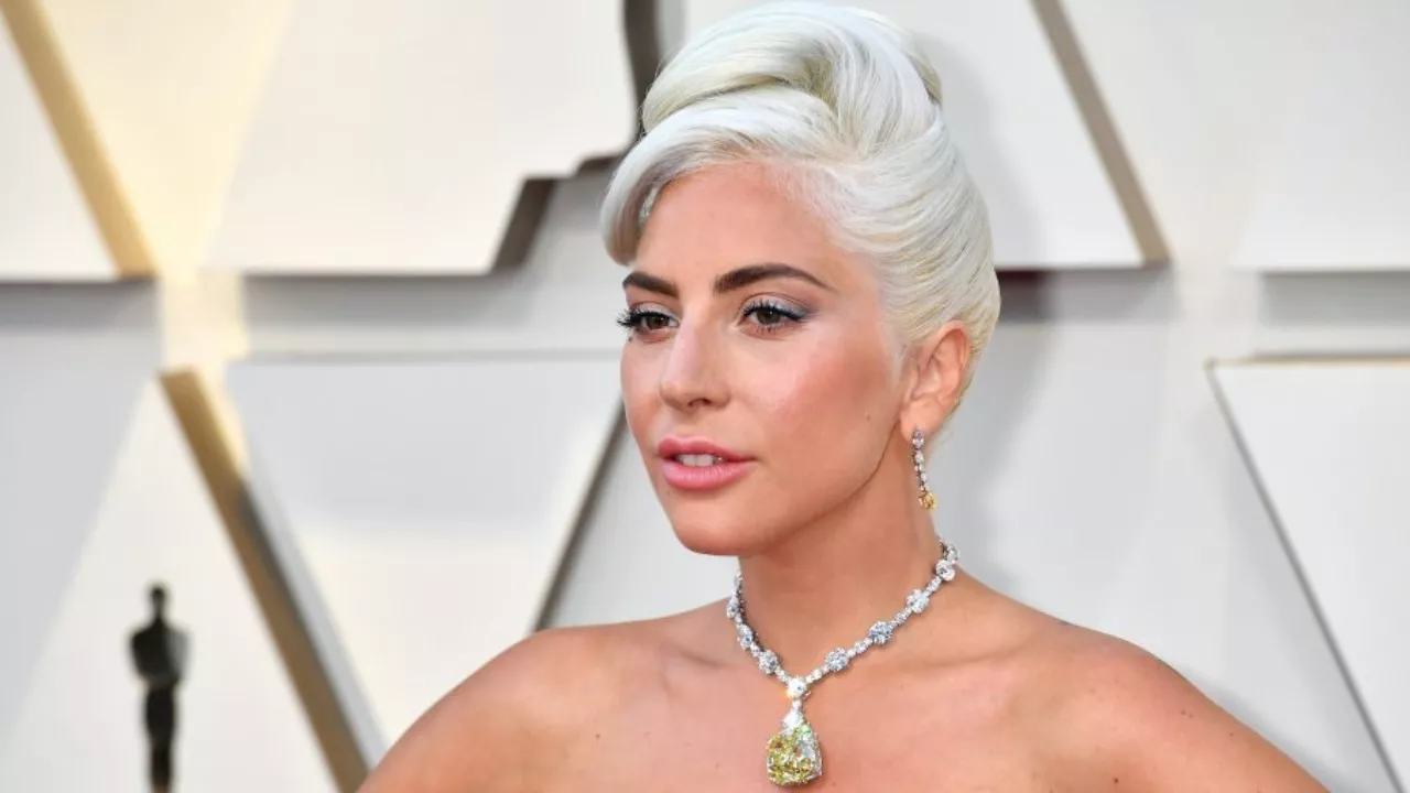 Lady Gaga annonce la sortie d'un nouveau titre pour "Top Gun: Maverick" !