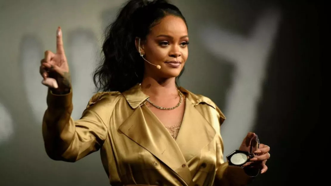 Rihanna devient la chanteuse la plus riche au monde !