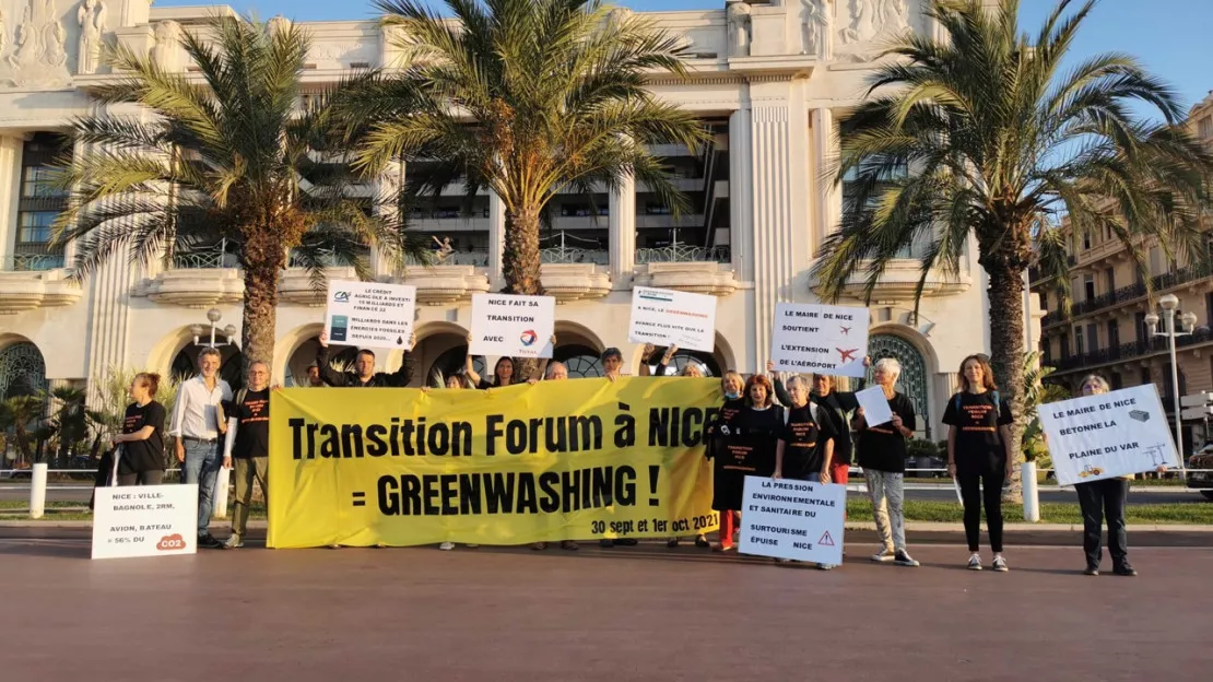 Le « Transition Forum Nice » s’ouvre, les manifestants débarquent