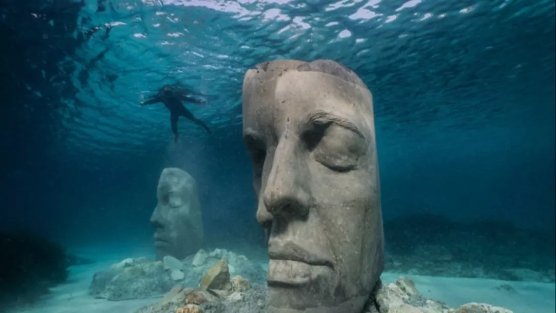 Des statues immergées à Cannes pour le retour de la faune et de la flore