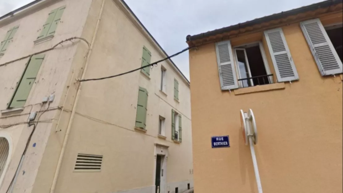 La cage d'escalier d'un immeuble s'effondre à Toulon