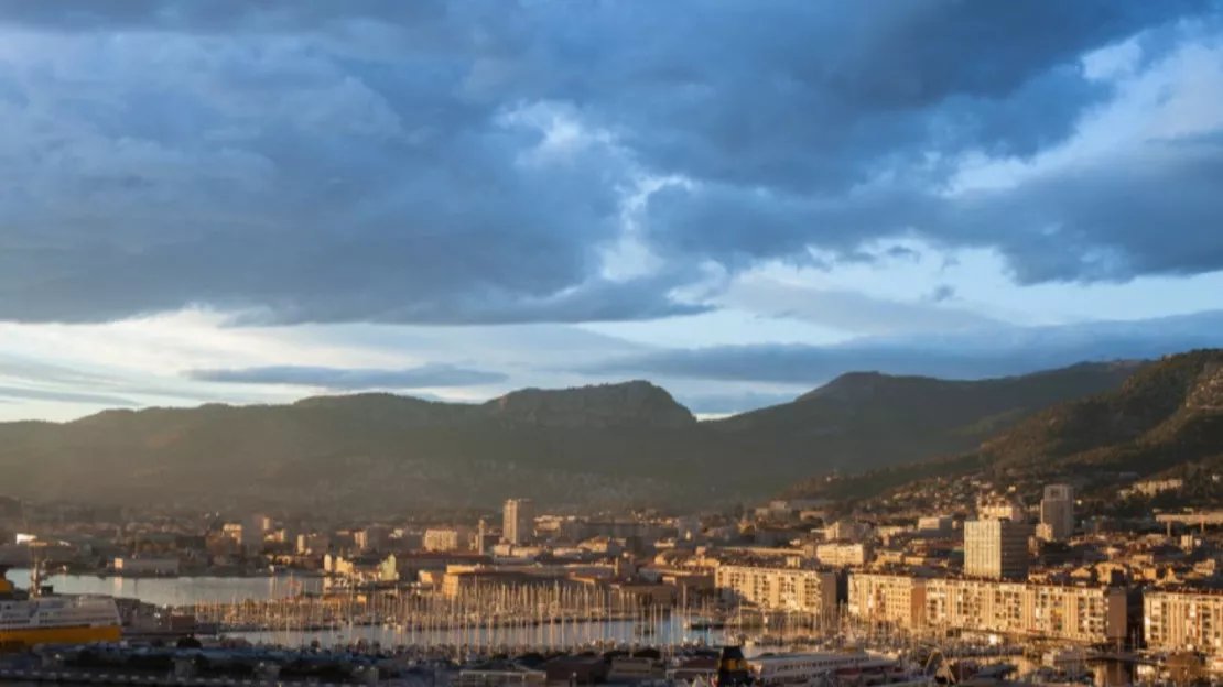 Le maire de Toulon face à la justice dans l'affaire du "frigo"