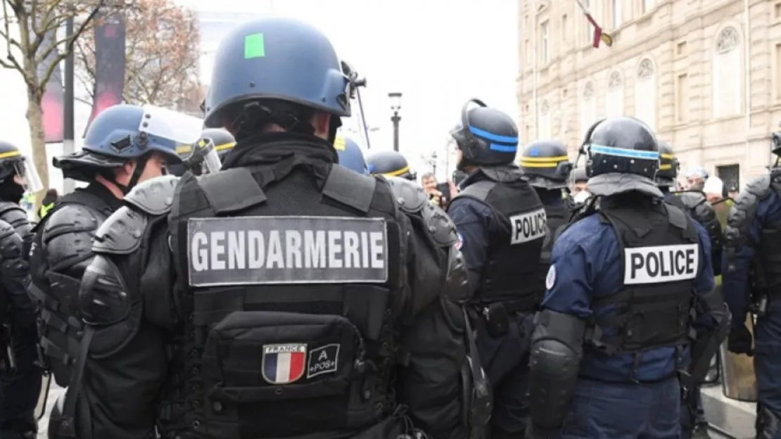 Manifestations : « on se doit de faire notre job » disent les policiers