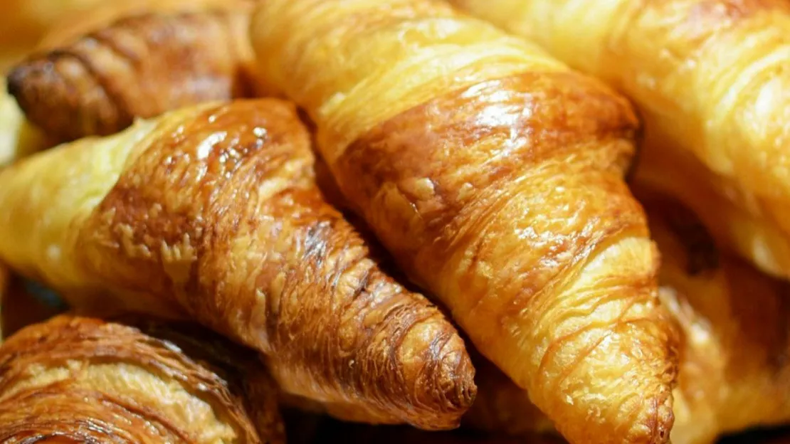 PACA : des boulangers en lice pour le Concours du meilleur croissant au beurre