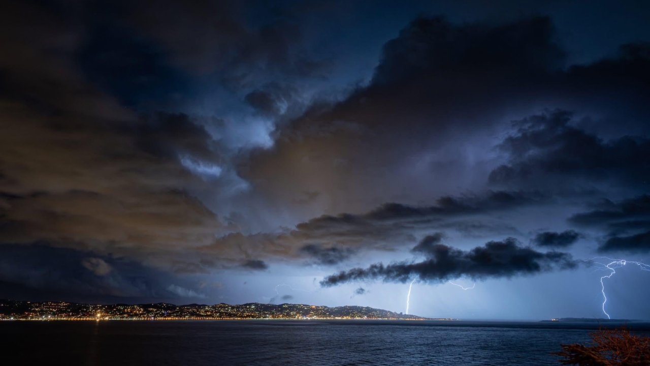 Antibes et Vallauris touch&eacute;es par de fortes inondations
