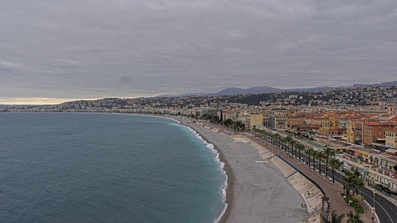 Chute des températures, vent violent, gel : coup de froid dans les Alpes-Maritimes Chute des températures, vent violent, gel : coup de froid dans les Alpes-Maritimes