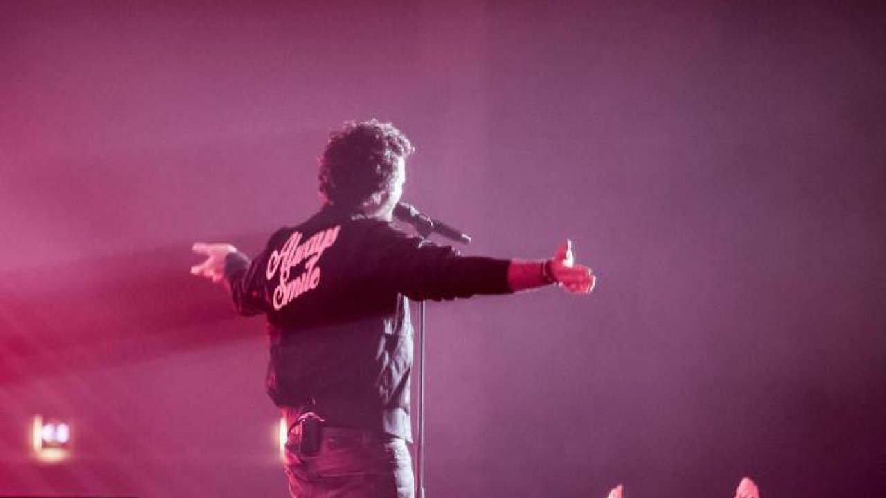 Concert d’Amir à Nice : polémique et appels au boycott Concert d’Amir à Nice : polémique et appels au boycott