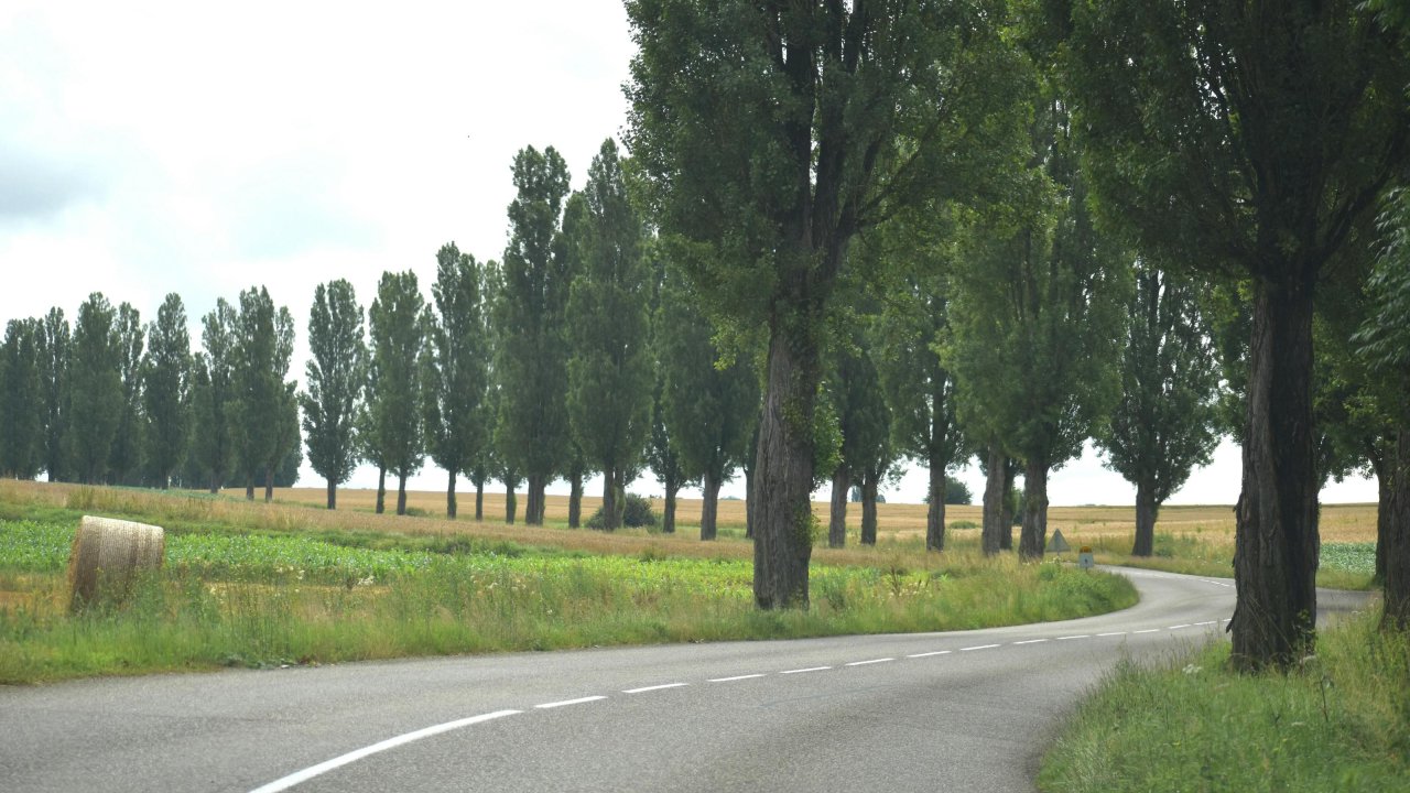 Entretien des routes : les maires tirent la sonnette d’alarme Entretien des routes : les maires tirent la sonnette d’alarme