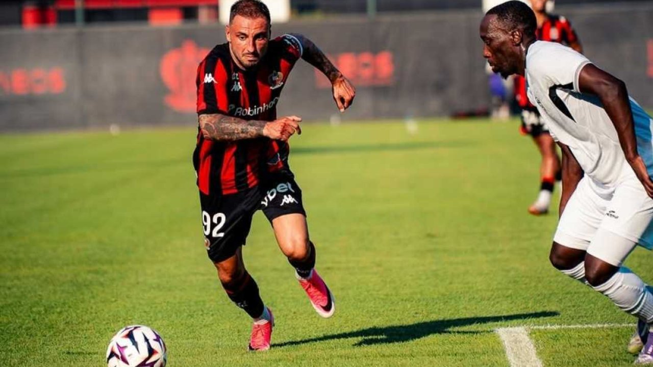 Football : l’OGC Nice affrontera l’OM en match amical le 25 juillet Football : l’OGC Nice affrontera l’OM en match amical le 25 juillet