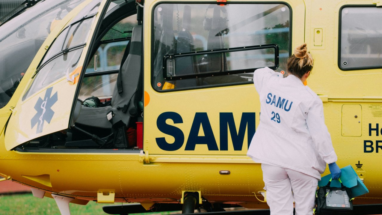 Grave accident sur la RD 2202 à Daluis : une jeune femme héliportée