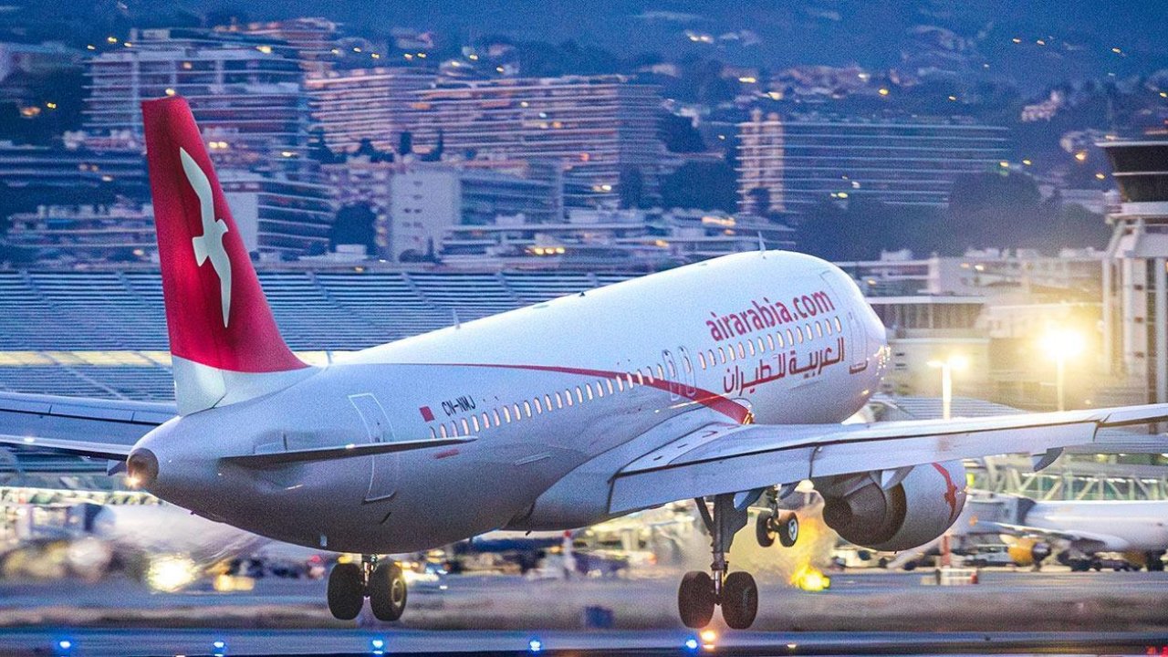 Grève des contrôleurs aériens : la moitié des vols annulés à l’aéroport de Nice Grève des contrôleurs aériens : la moitié des vols annulés à l’aéroport de Nice