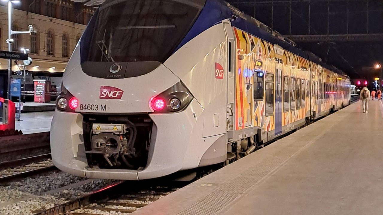 Grève SNCF : une "semaine noire" en PACA lors du pont de l'Ascension Grève SNCF : une "semaine noire" en PACA lors du pont de l'Ascension