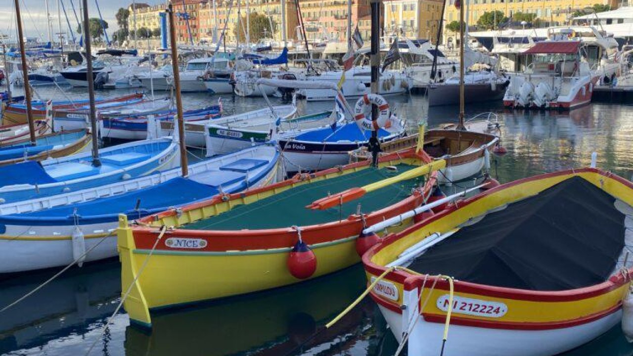 Incendie sur un bateau au port de Nice : un feu de batterie au lithium maîtrisé