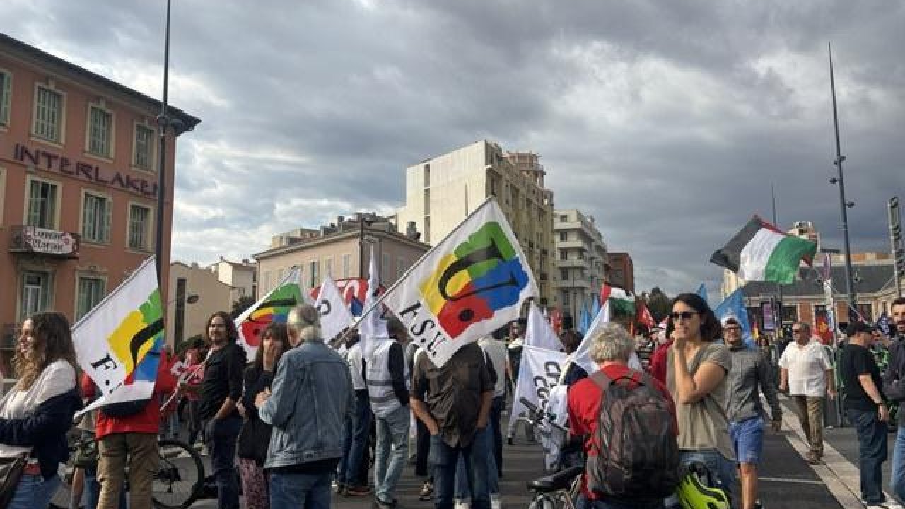 Mobilisation à Nice : “Des piqûres de rappel pour la société”