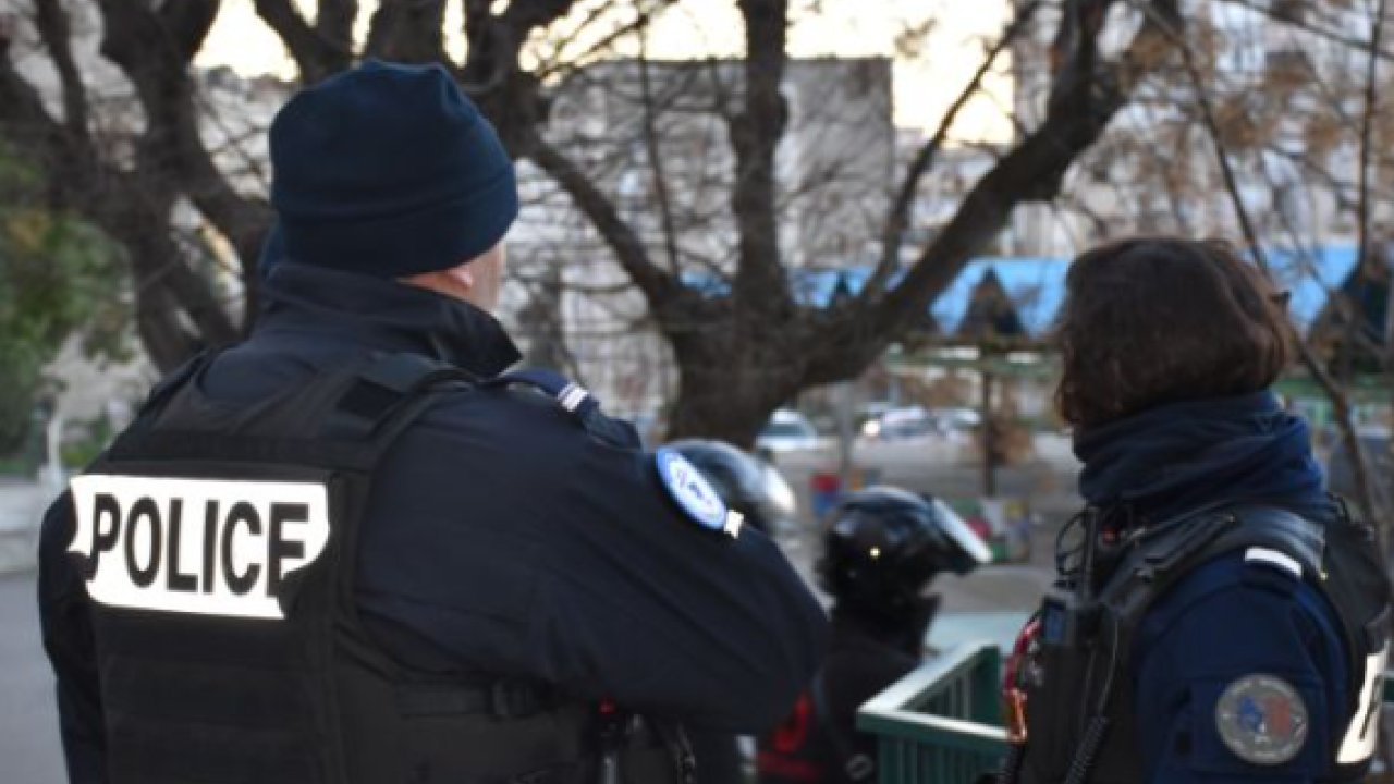 Nice : huit suspects d&eacute;f&eacute;r&eacute;s pour l'attaque d'un magasin par arme &agrave; feu