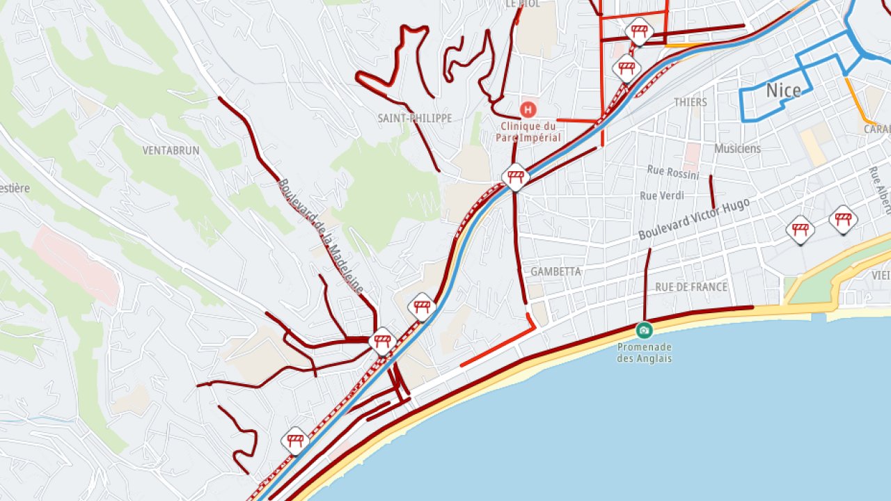 Pagaille à Nice : incendie sur la voie rapide, circulation paralysée