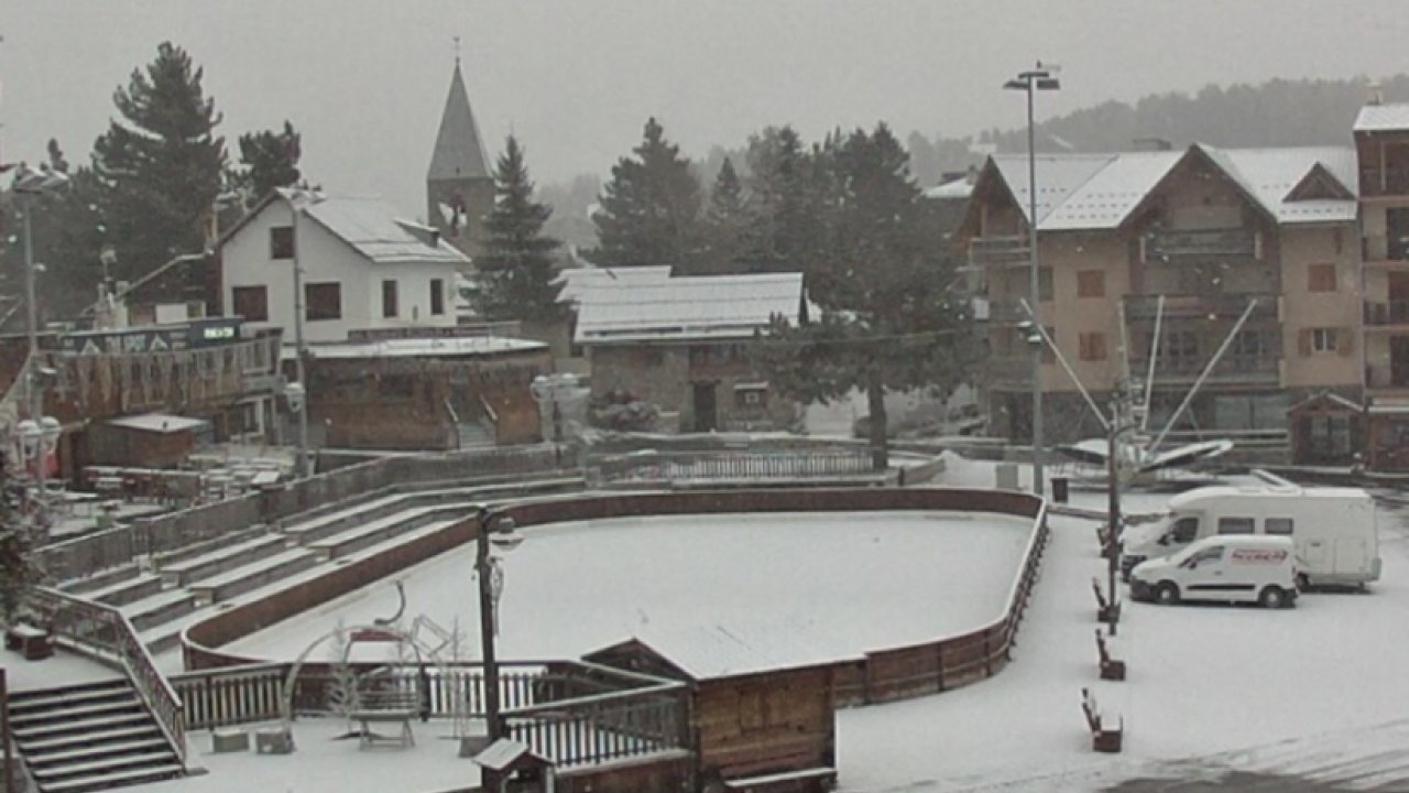 Premiers flocons près de Nice : l’hiver s’installe dans les Alpes-Maritimes