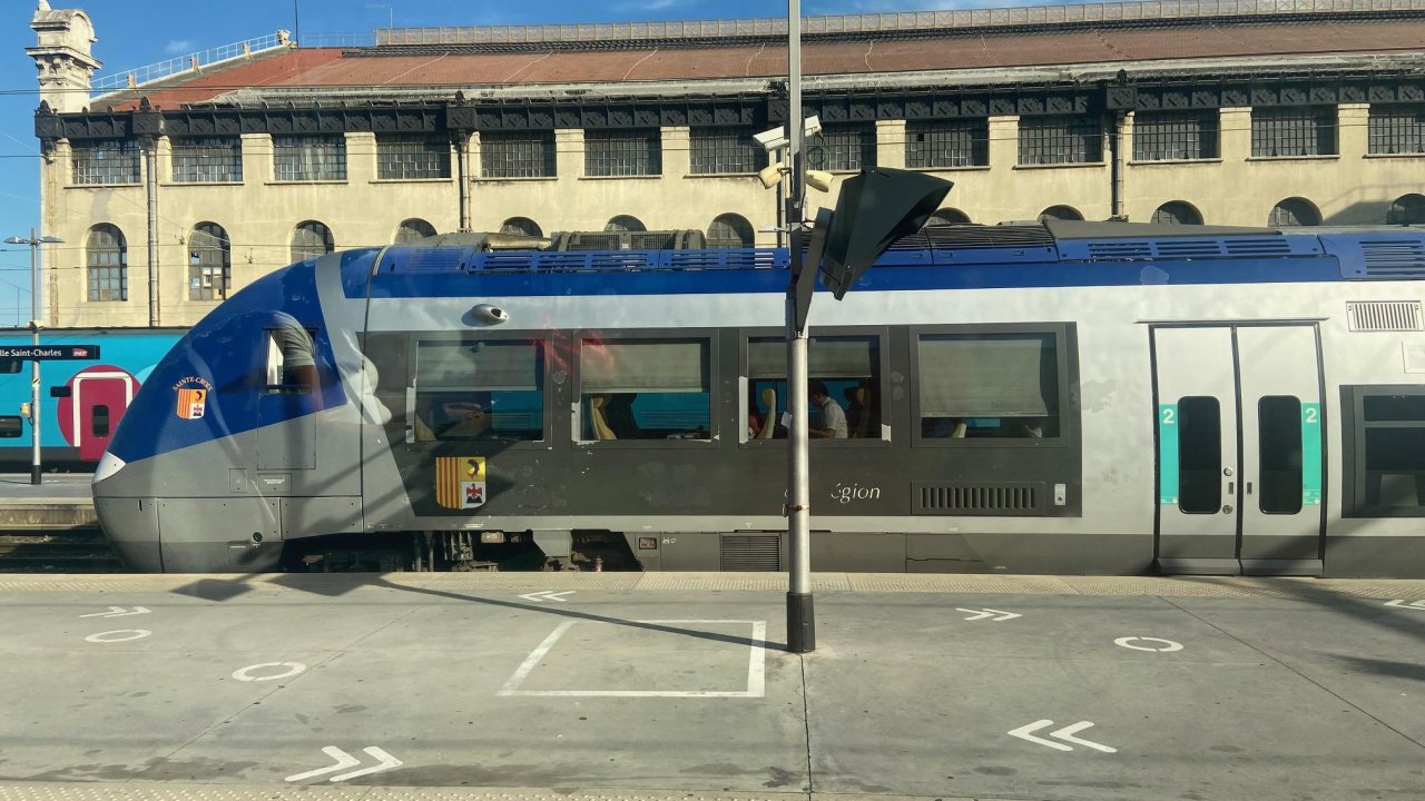 Trains et cars régionaux : les abonnements Zou moins chers de 20% à Nice Trains et cars régionaux : les abonnements Zou moins chers de 20% à Nice
