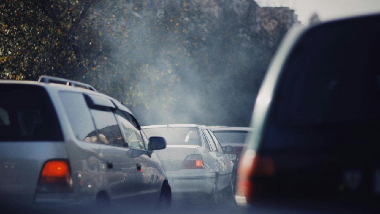 ZFE à Nice : vers un possible assouplissement, mais pas de changement immédiat pour les automobilistes ZFE à Nice : vers un possible assouplissement, mais pas de changement immédiat pour les automobilistes