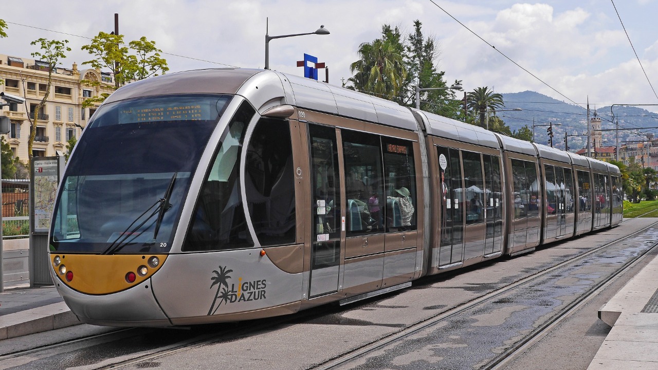 Le maire de La Trinit&eacute; ravi de l&rsquo;arriv&eacute;e du tram