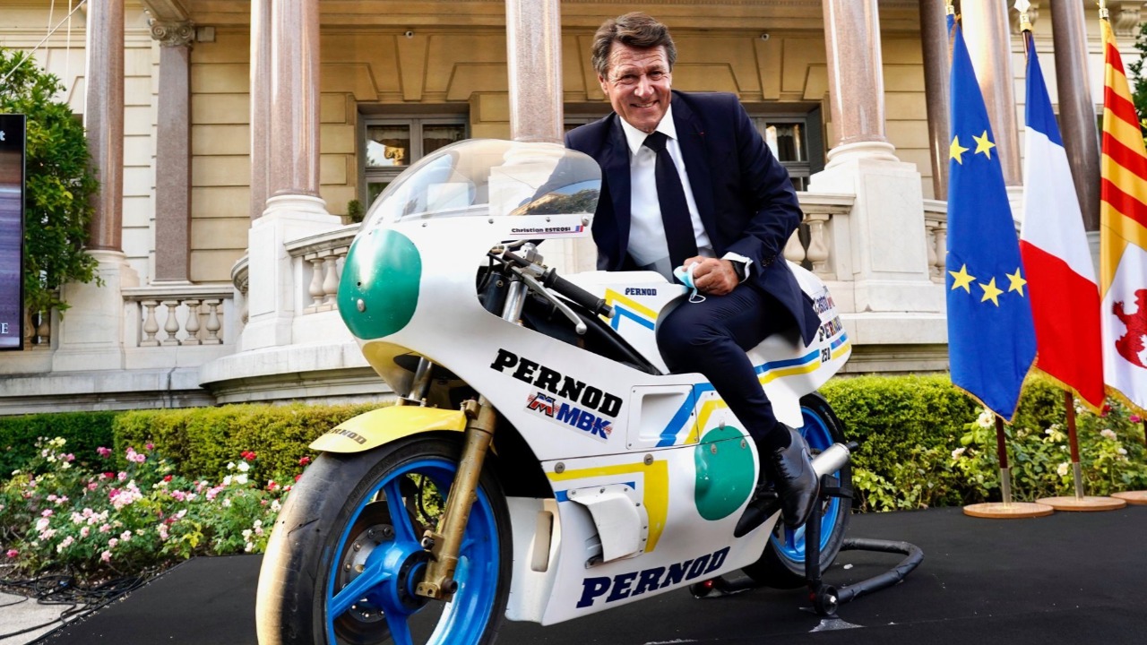 Christian Estrosi sélectionné pour le prix de l’humour politique 2021 Christian Estrosi sélectionné pour le prix de l’humour politique 2021