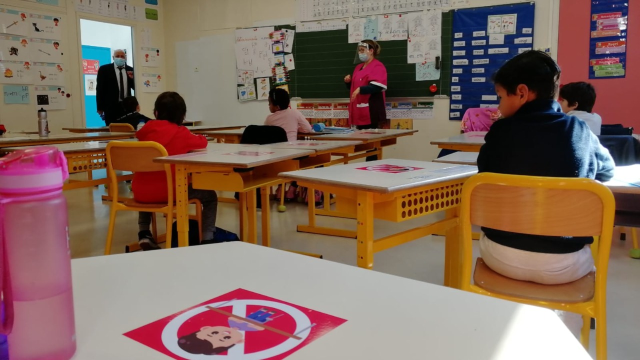 La fatigue des enseignants azur&eacute;ens confront&eacute;s au covid