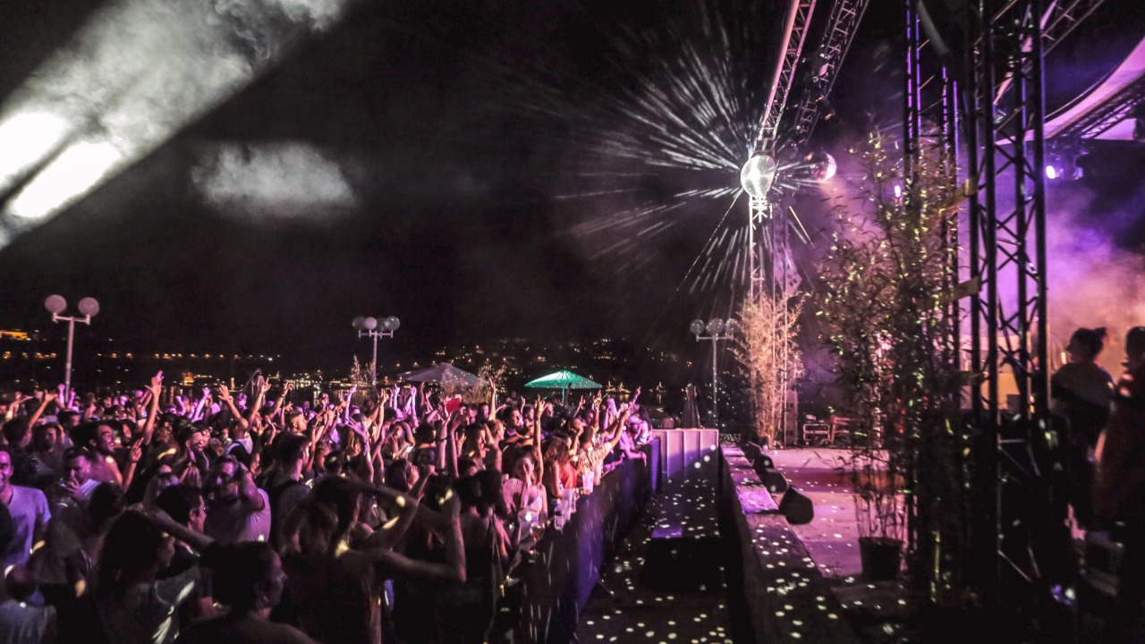 A Villefranche-Sur-Mer, La Cr&egrave;me Festival est de retour