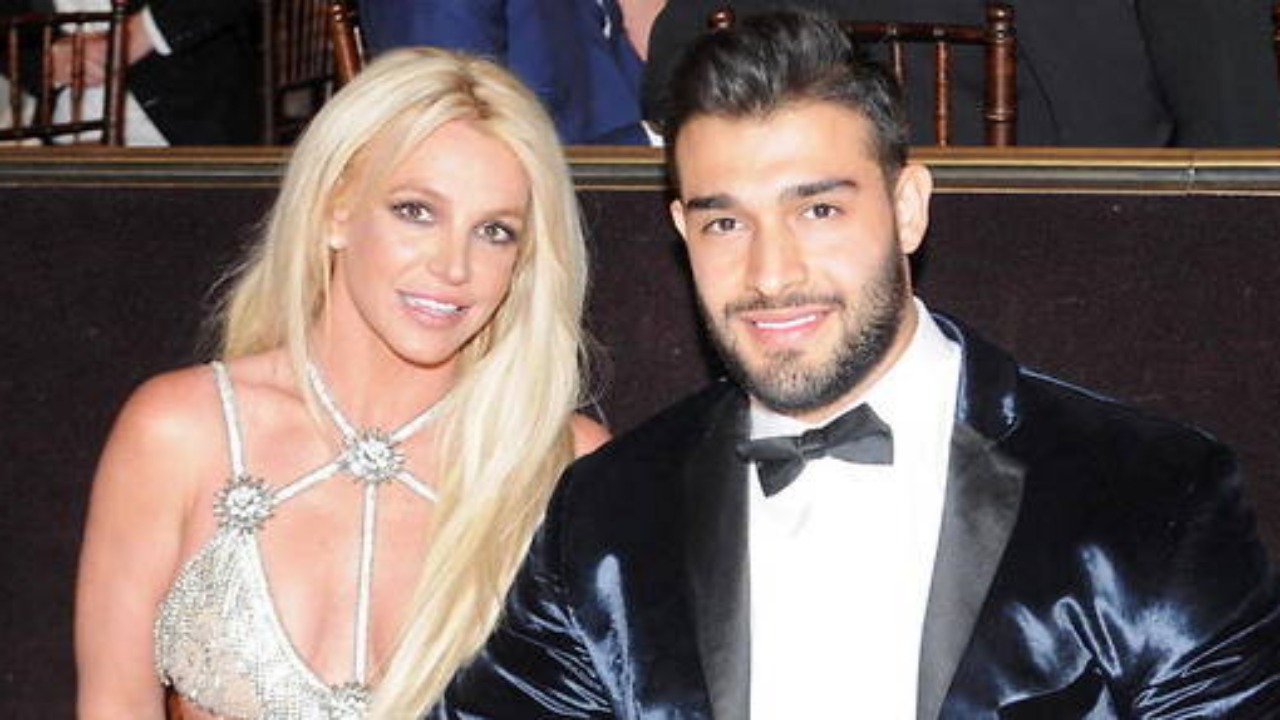 C'est officiel : Britney Spears est fiancée ! C'est officiel : Britney Spears est fiancée !