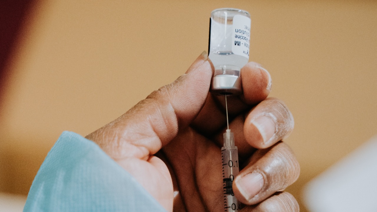 Les petits Ni&ccedil;ois bient&ocirc;t vaccin&eacute;s contre le Covid-19 ?