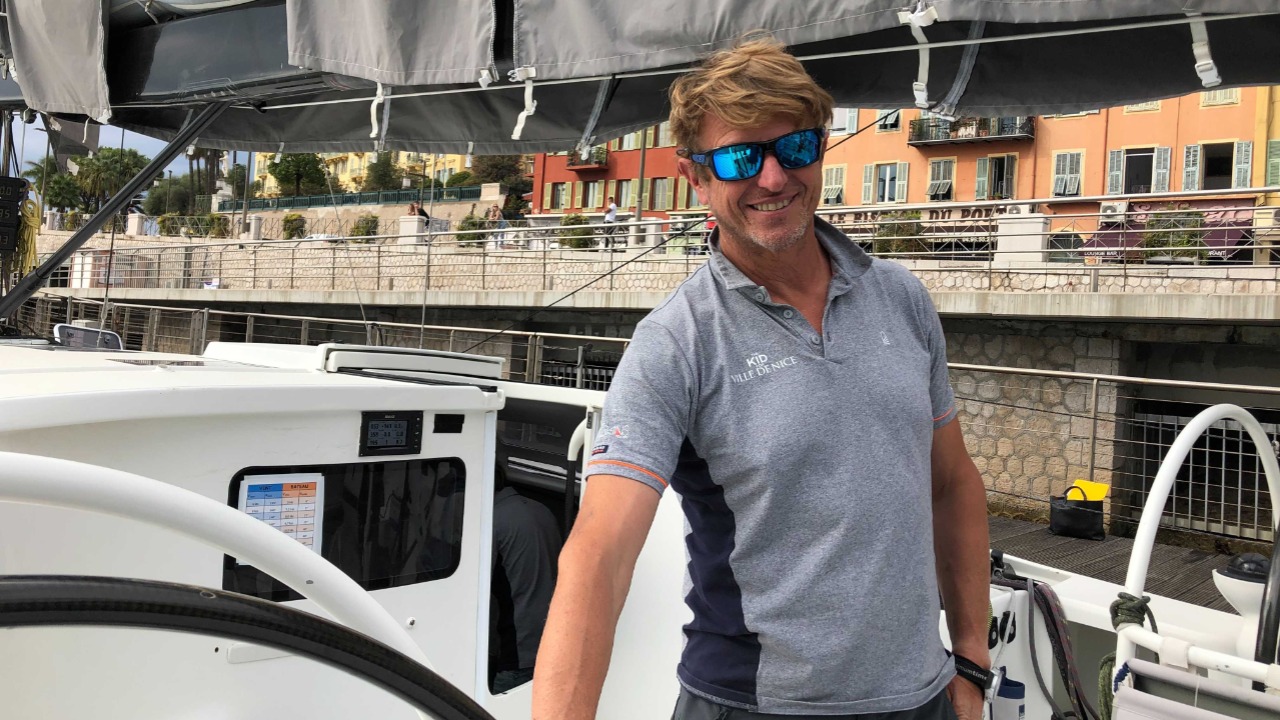 Les petits Ni&ccedil;ois invit&eacute;s &agrave; d&eacute;couvrir la voile avec un champion