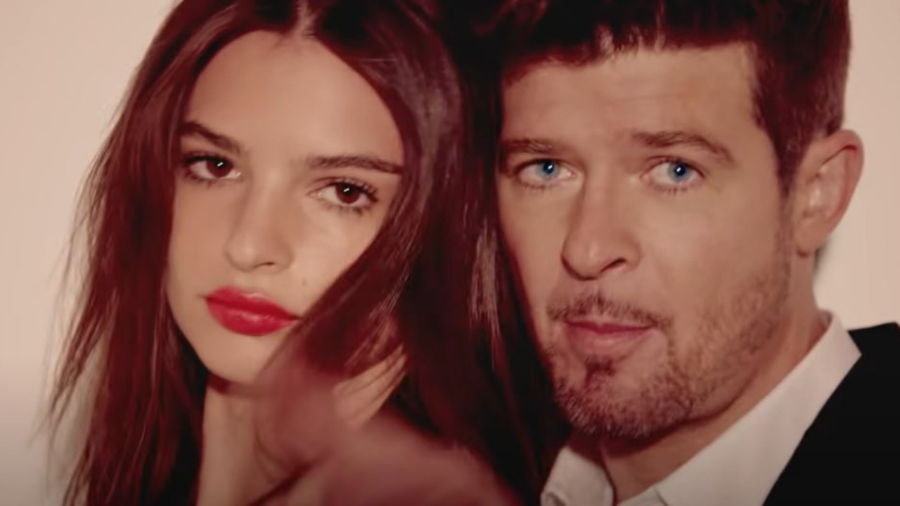 Robin Thicke accus&eacute; d'agression sexuelle par Emily Ratajkowski