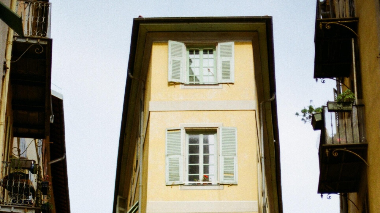 Vous êtes invités à chanter du Jean-Jacques Goldman à votre fenêtre ce lundi soir Vous êtes invités à chanter du Jean-Jacques Goldman à votre fenêtre ce lundi soir