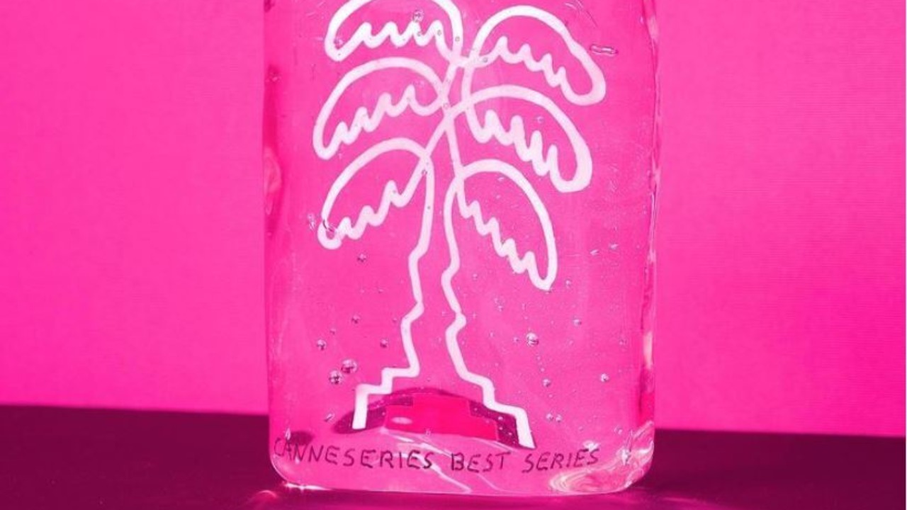 La série Mister 8 sacrée en clôture de Canneseries La série Mister 8 sacrée en clôture de Canneseries