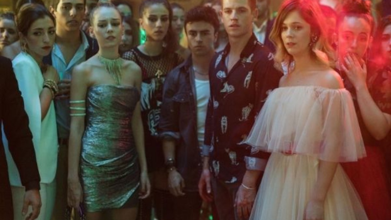 Netflix confirme une 6ème saison pour la série espagnole « Elite » Netflix confirme une 6ème saison pour la série espagnole « Elite »