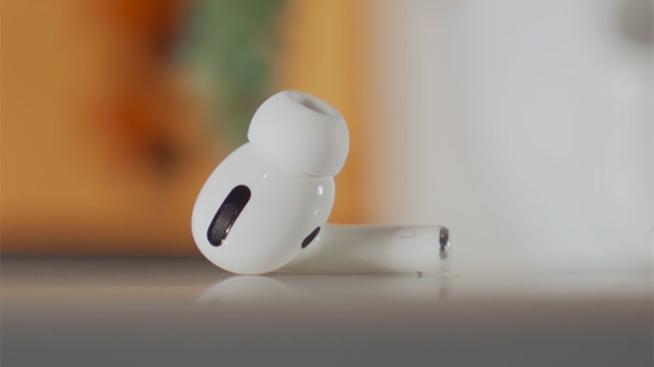 Insolite - Une femme avale l'un de ses écouteurs sans fil par erreur ! (vidéo) Insolite - Une femme avale l'un de ses écouteurs sans fil par erreur ! (vidéo)