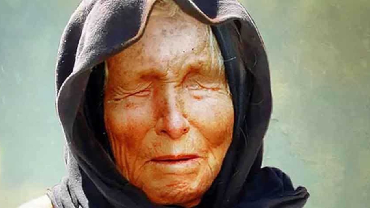 Les prédictions de la voyante Baba Vanga pour l'année 2022 dévoilées ! Les prédictions de la voyante Baba Vanga pour l'année 2022 dévoilées !