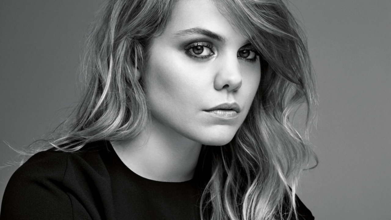 La chanteuse Coeur de Pirate a accouché de son deuxième enfant ! La chanteuse Coeur de Pirate a accouché de son deuxième enfant !