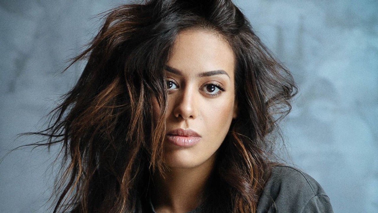 Amel Bent devient maman pour la 3ème fois ! (photos)