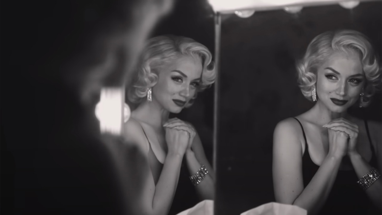 Ana de Armas dans la peau de Marilyn Monroe pour le biopic « Blonde » (bande-annonce) Ana de Armas dans la peau de Marilyn Monroe pour le biopic « Blonde » (bande-annonce)