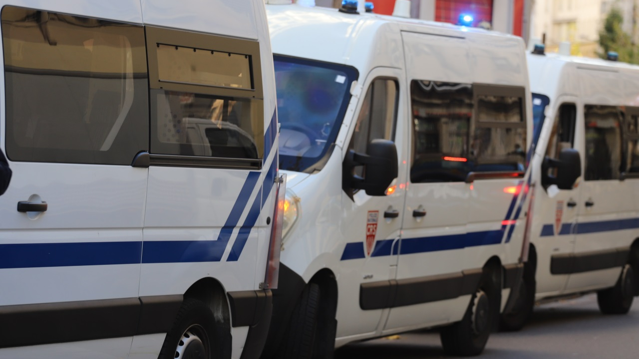 Cannes : l'homme ivre est incontrôlable, 3 CRS blessés