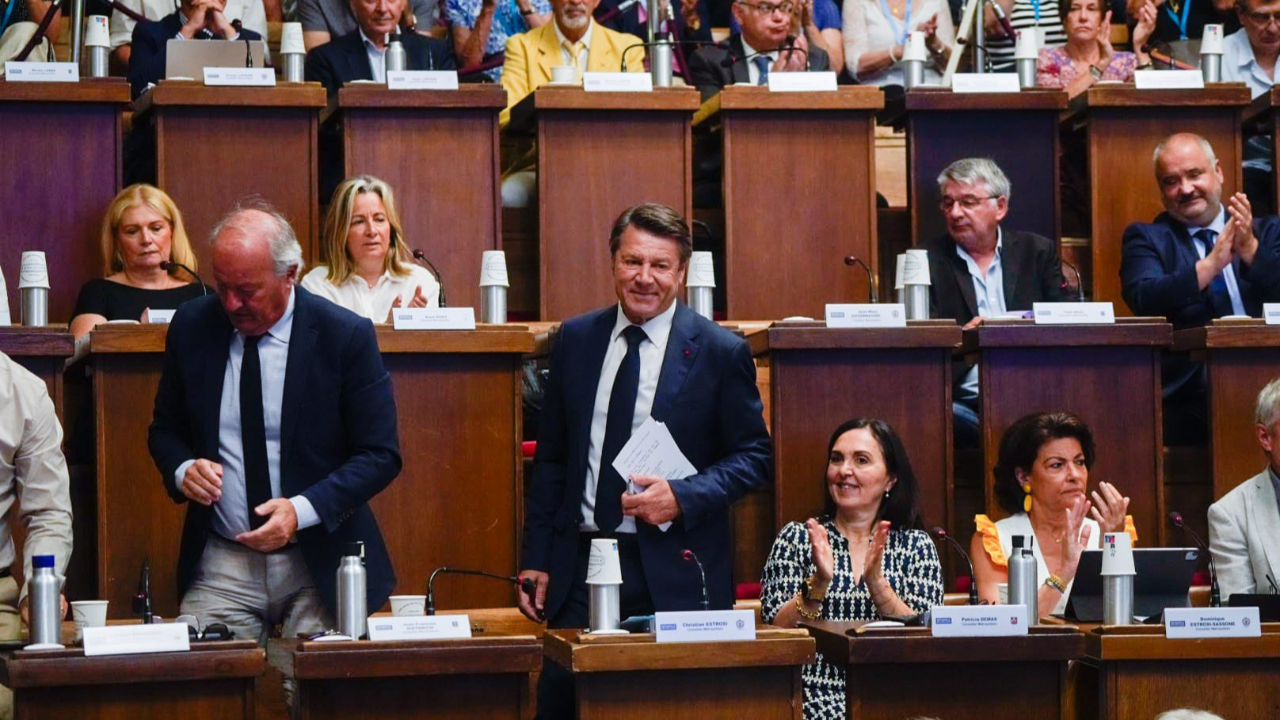Christian Estrosi r&eacute;&eacute;lu pr&eacute;sident de la M&eacute;tropole de Nice