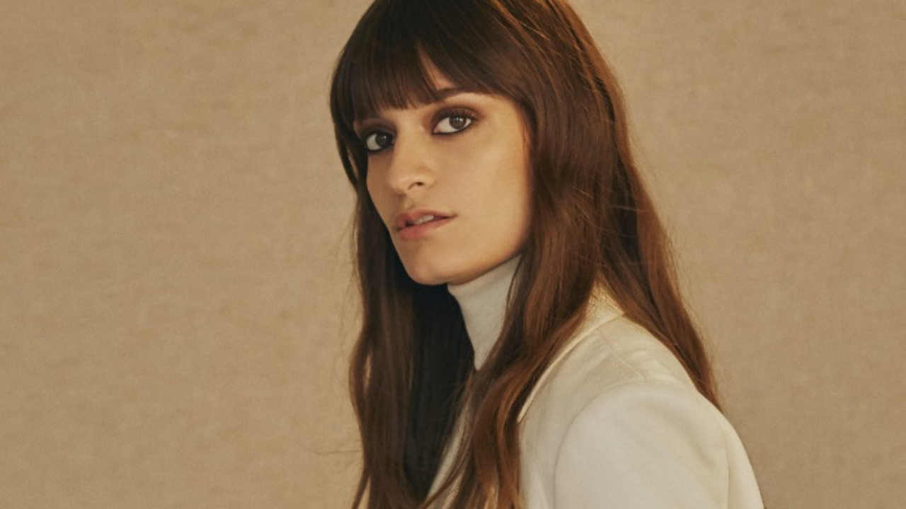 Clara Luciani dévoile la réédition de son album ainsi qu’un nouveau single (vidéo) Clara Luciani dévoile la réédition de son album ainsi qu’un nouveau single (vidéo)