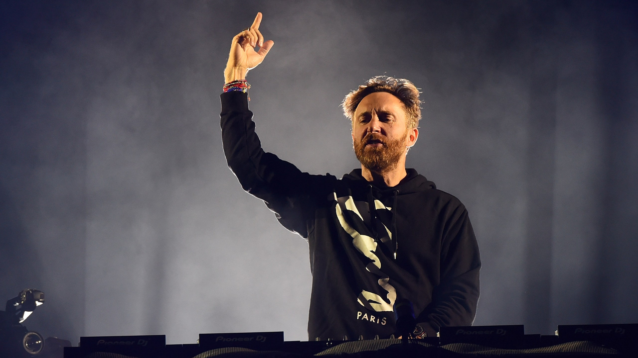 David Guetta se hisse à une place historique dans un classement Spotify David Guetta se hisse à une place historique dans un classement Spotify
