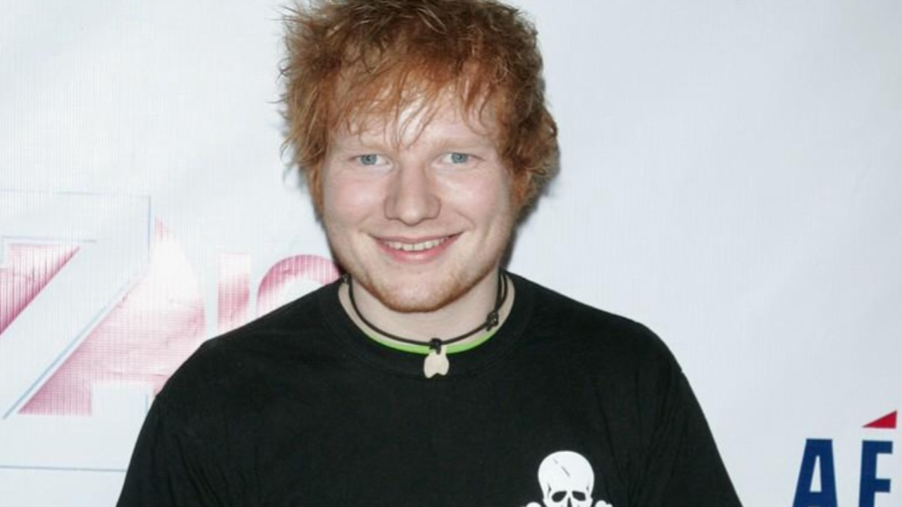 Ed Sheeran nous offre un clip poignant avec "Old Phone" Ed Sheeran nous offre un clip poignant avec "Old Phone"