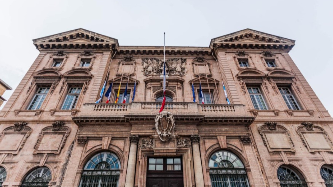 Effondrements : Marseille en deuil panse ses plaies Effondrements : Marseille en deuil panse ses plaies