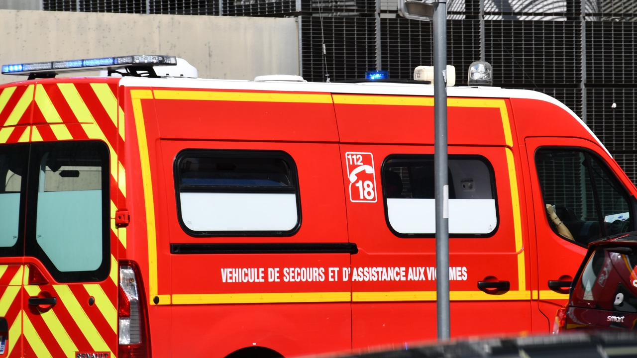 Incendie nocturne à Berre-les-Alpes : un enfant de 4 ans évacué par les secours Incendie nocturne à Berre-les-Alpes : un enfant de 4 ans évacué par les secours