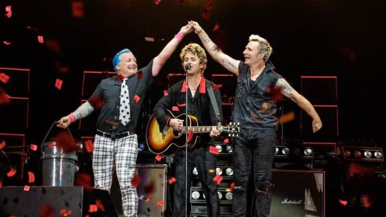 Insolite : Green Day reprend leur album iconique "Dookie" de façon complètement absurde Insolite : Green Day reprend leur album iconique "Dookie" de façon complètement absurde