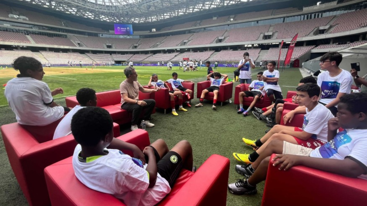Jamy invite les jeunes azur&eacute;ens &agrave; faire du sport