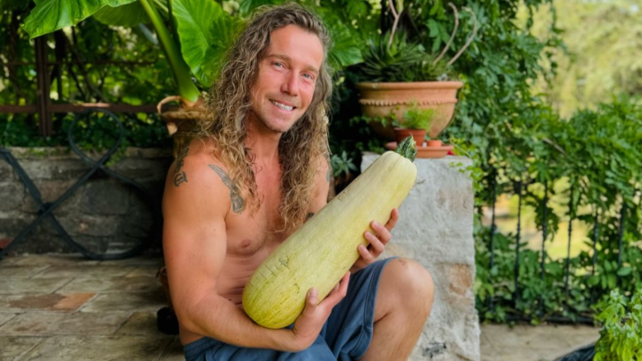 La belle surprise de Julien Doré dans les précommandes de son album "Imposteur" La belle surprise de Julien Doré dans les précommandes de son album "Imposteur"